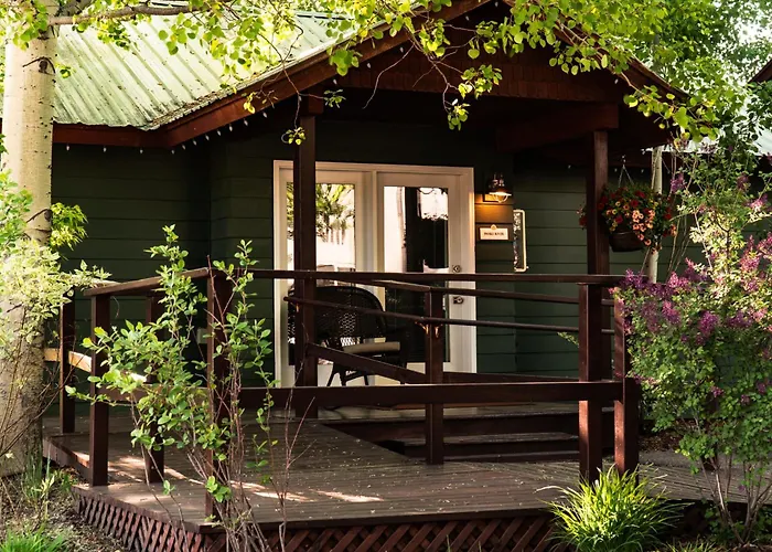 Huff House Bed & Breakfast Jackson