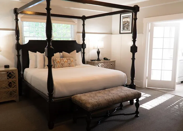Huff House Bed & Breakfast Jackson