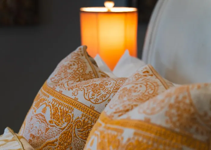 Huff House Bed & Breakfast