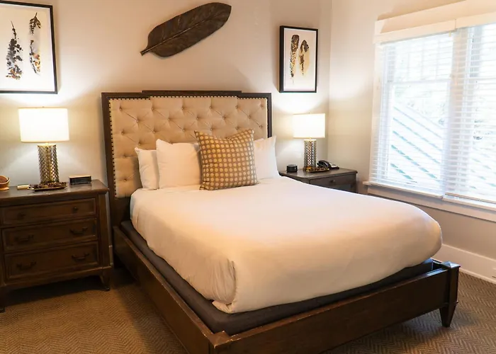 Bed & Breakfast Huff House