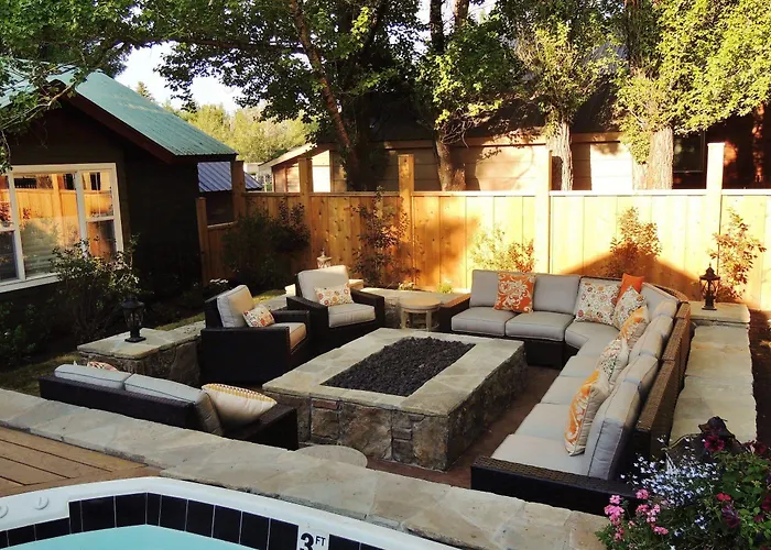 Bed & Breakfast Huff House 4*